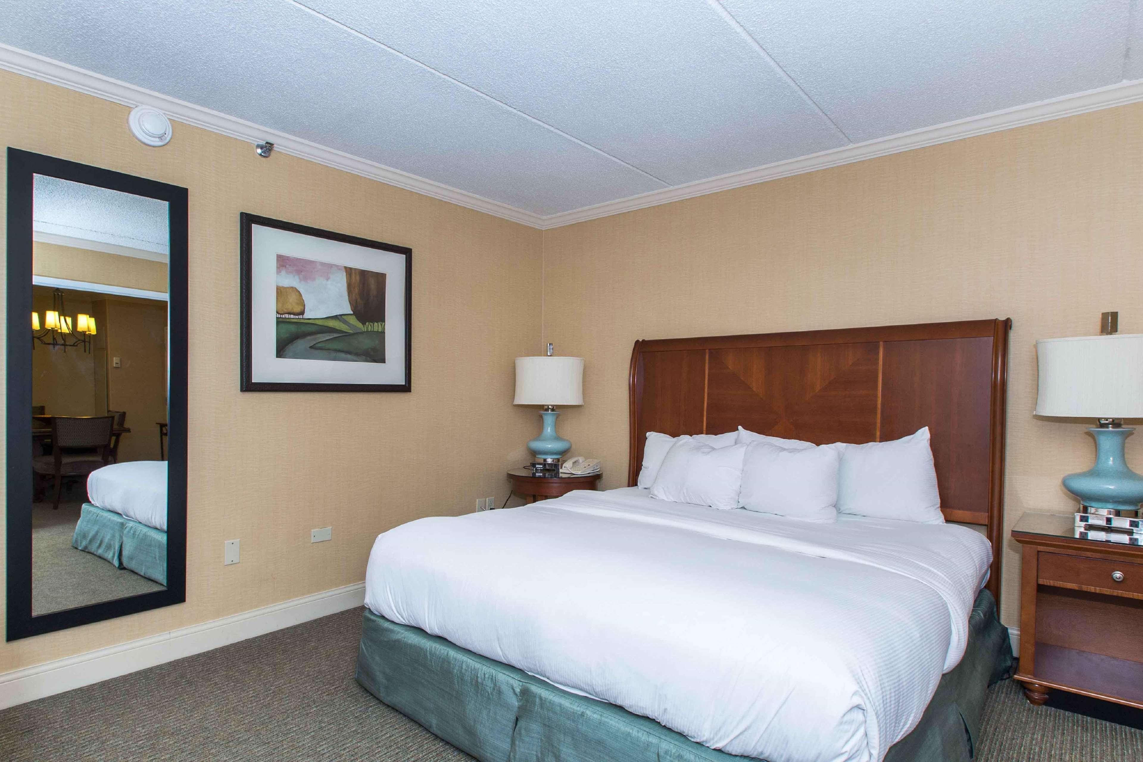 Doubletree By Hilton Cleveland East Beachwood Eksteriør billede