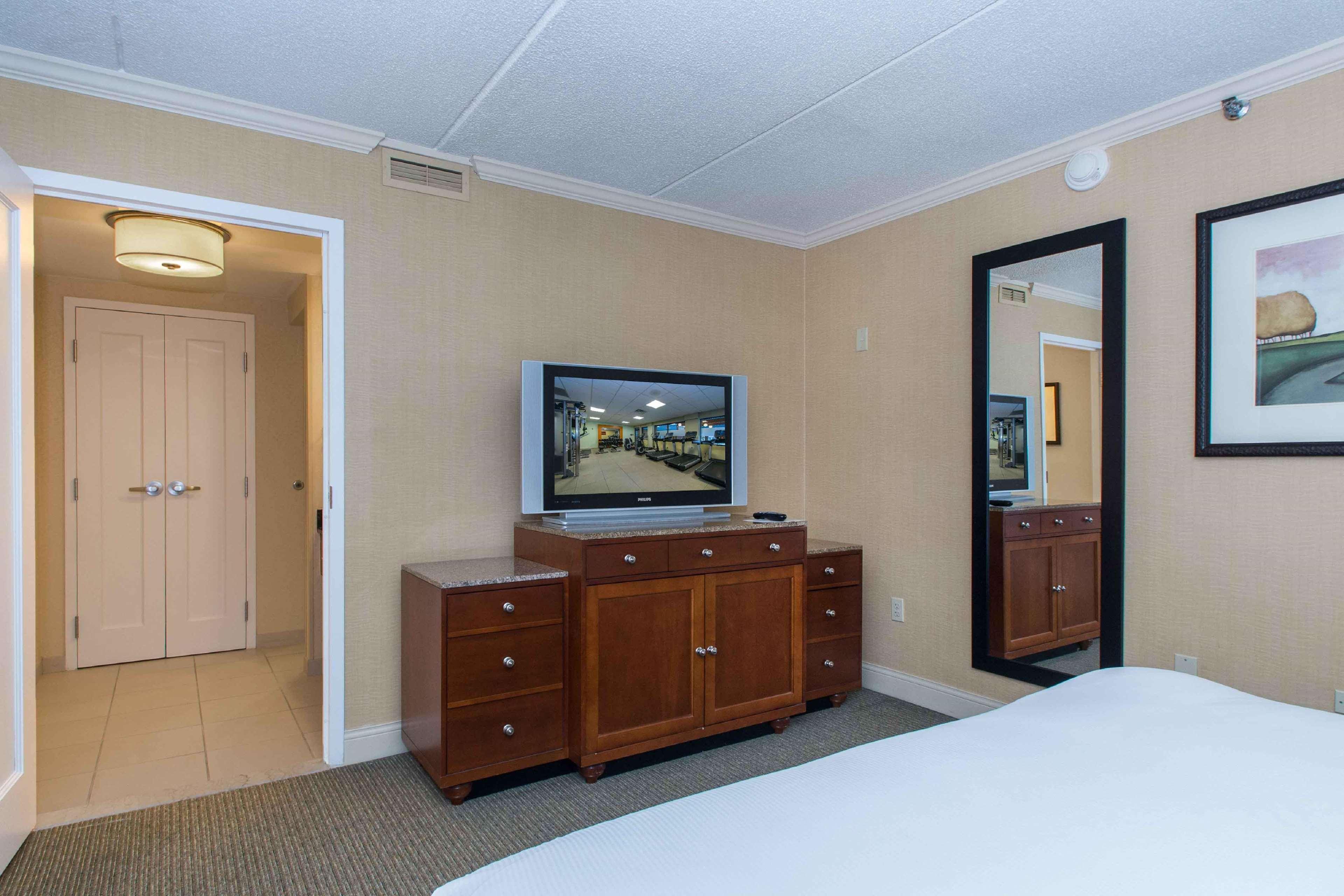 Doubletree By Hilton Cleveland East Beachwood Eksteriør billede