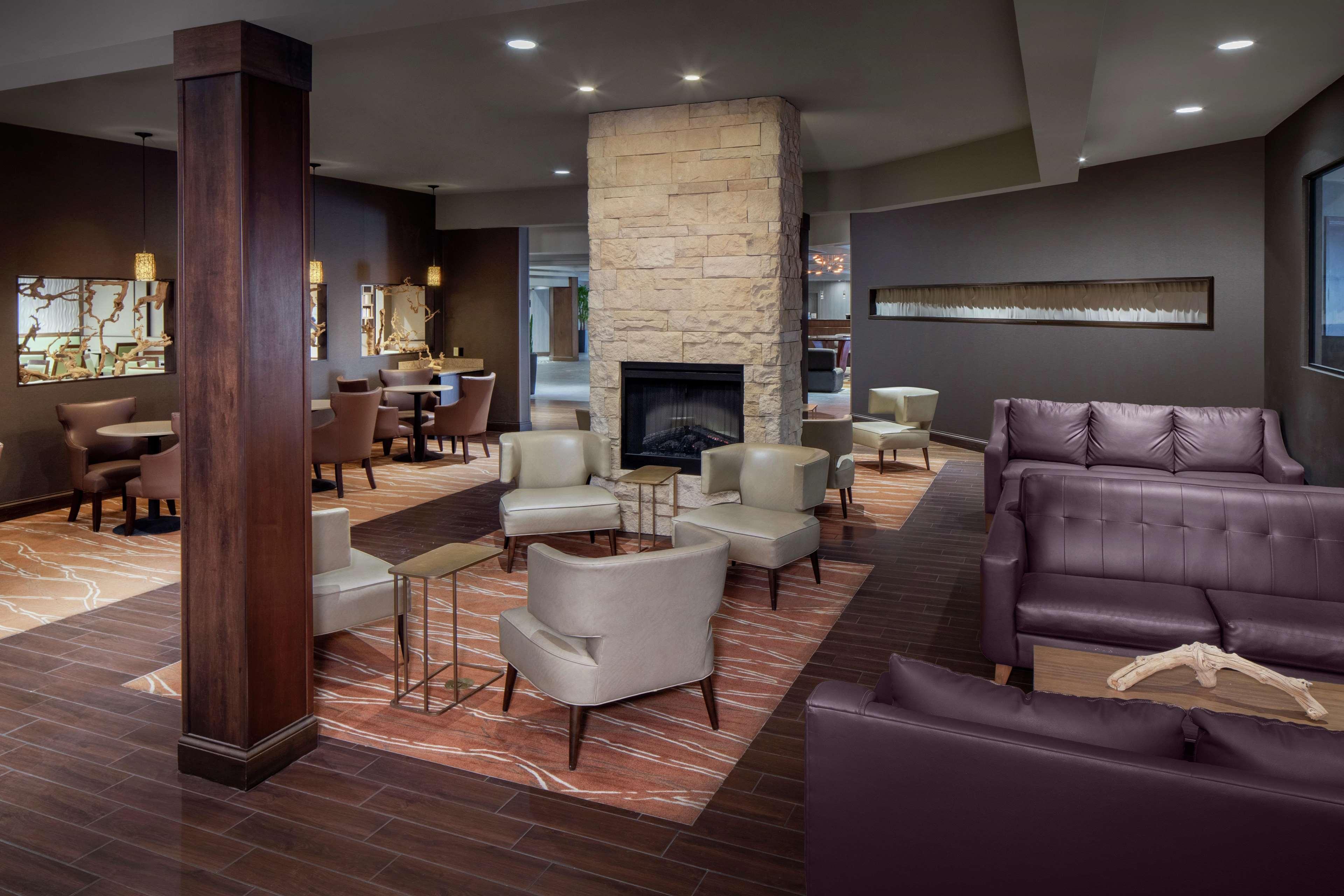 Doubletree By Hilton Cleveland East Beachwood Eksteriør billede