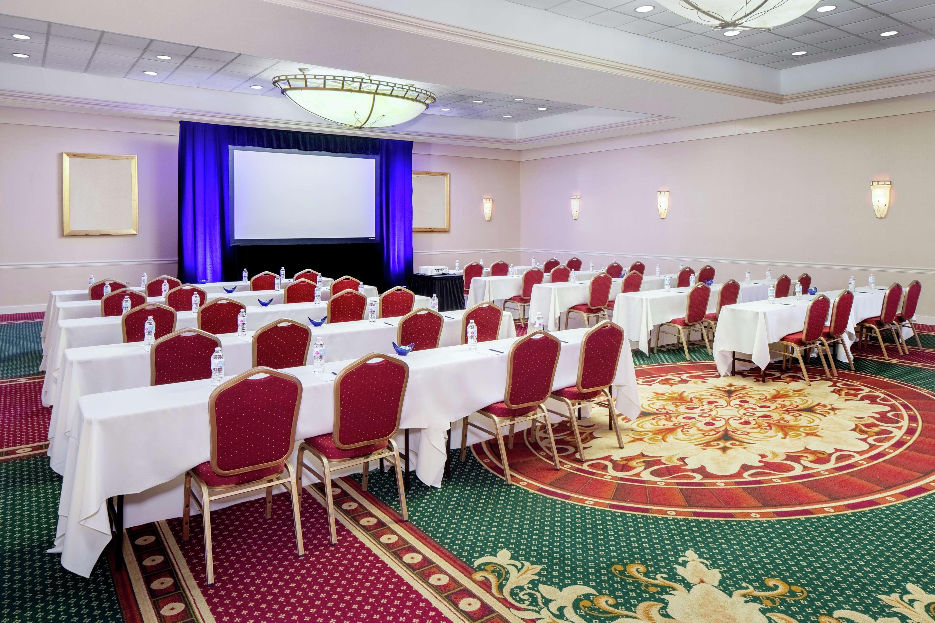 Doubletree By Hilton Cleveland East Beachwood Eksteriør billede