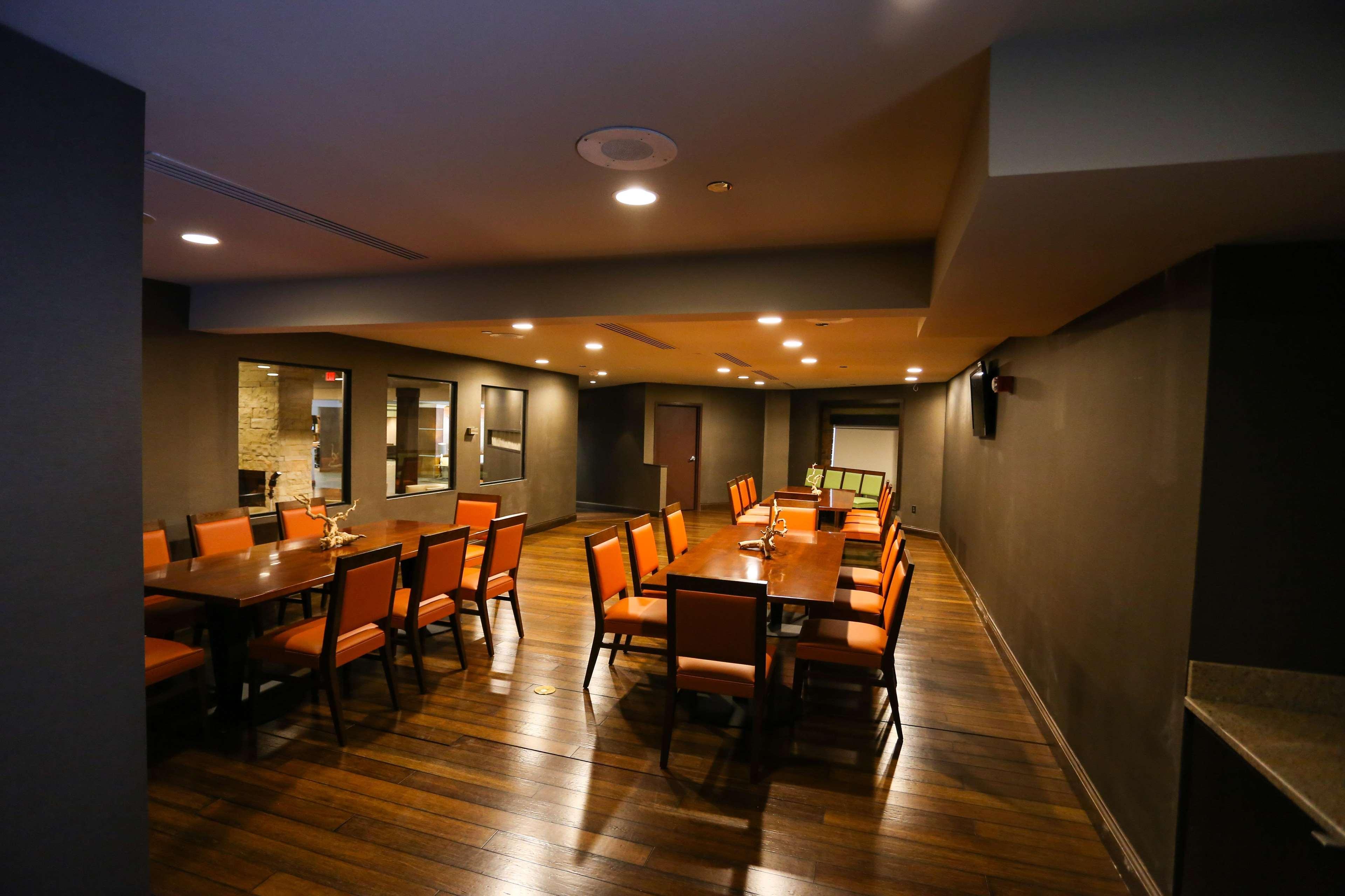 Doubletree By Hilton Cleveland East Beachwood Eksteriør billede