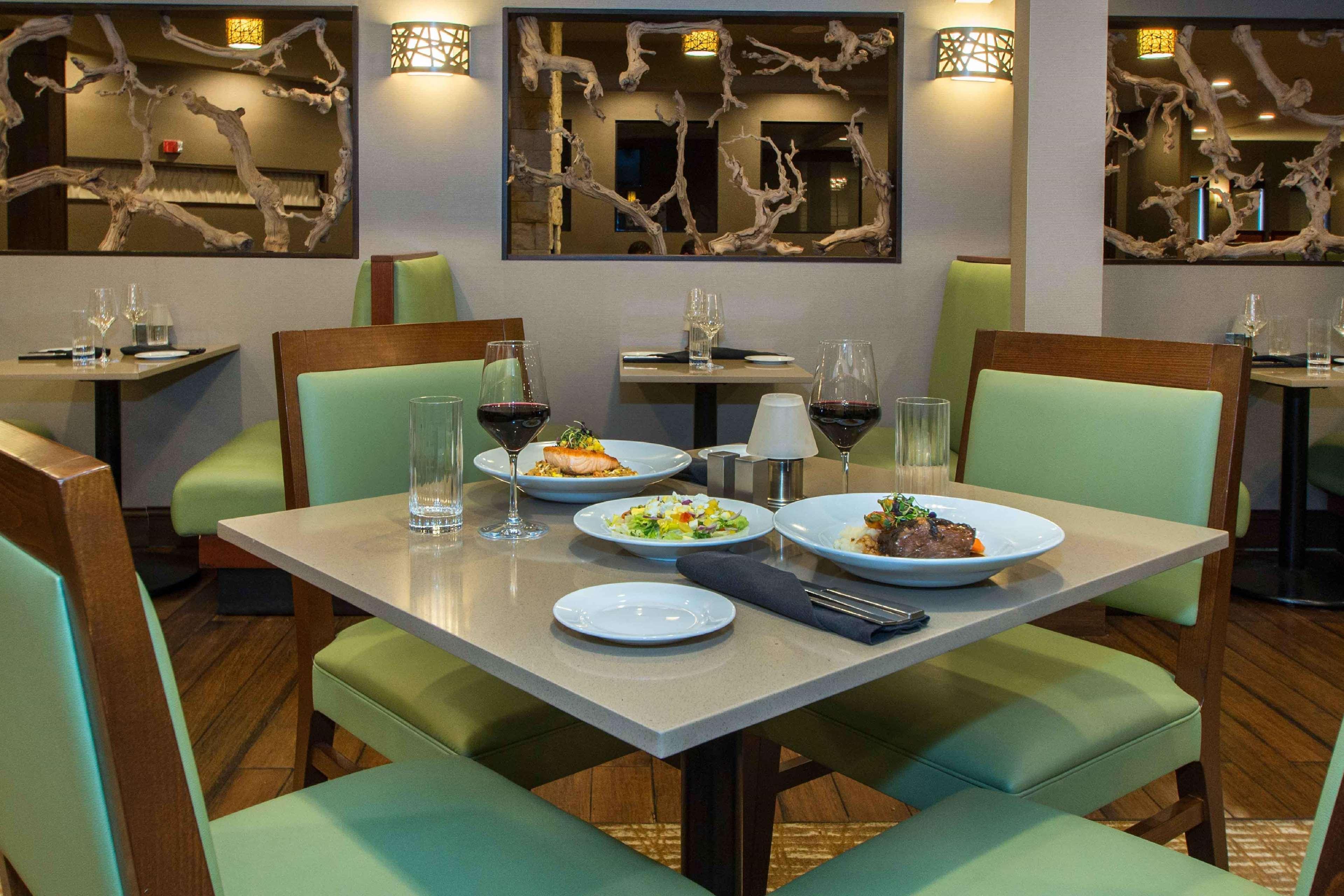 Doubletree By Hilton Cleveland East Beachwood Eksteriør billede