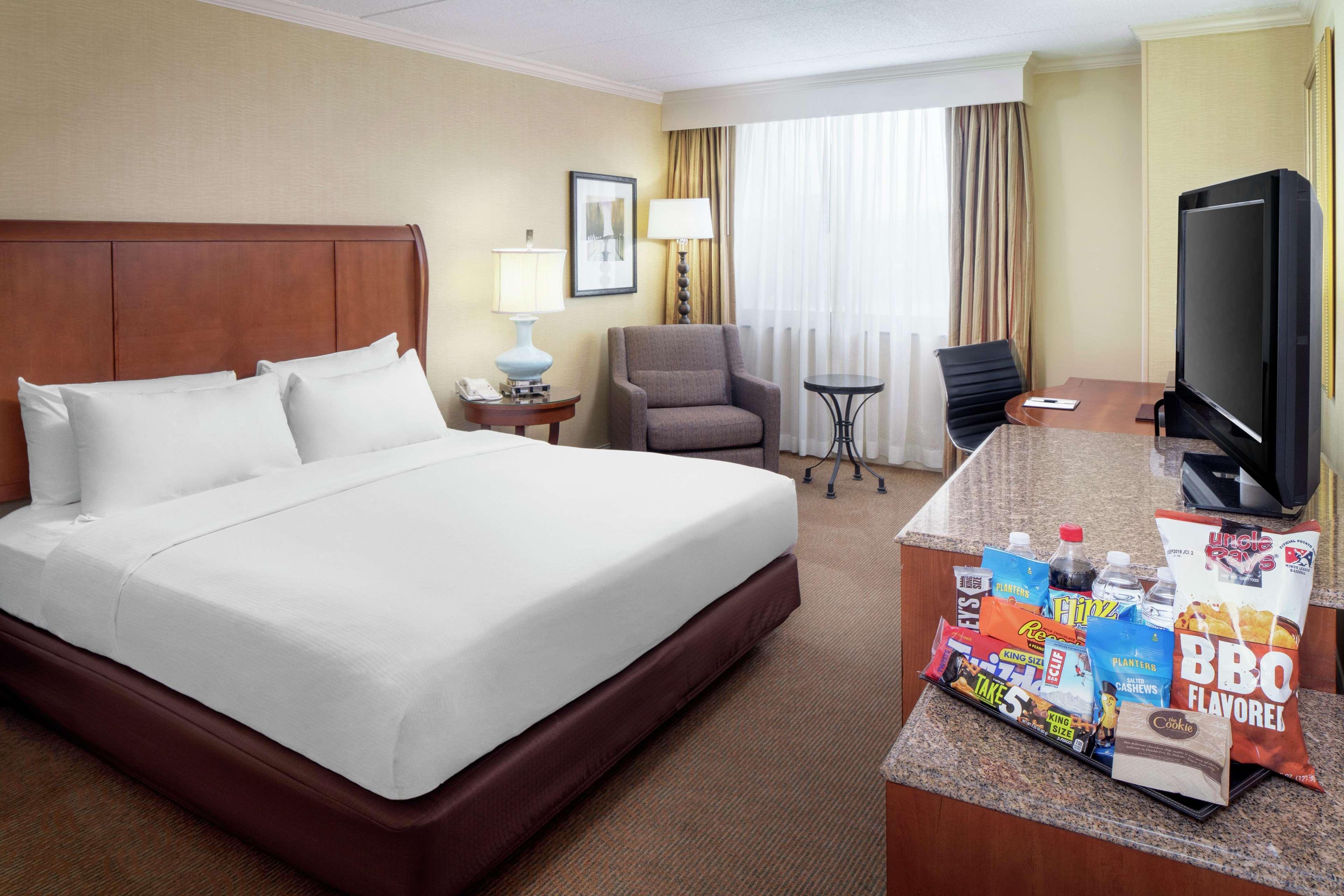 Doubletree By Hilton Cleveland East Beachwood Eksteriør billede