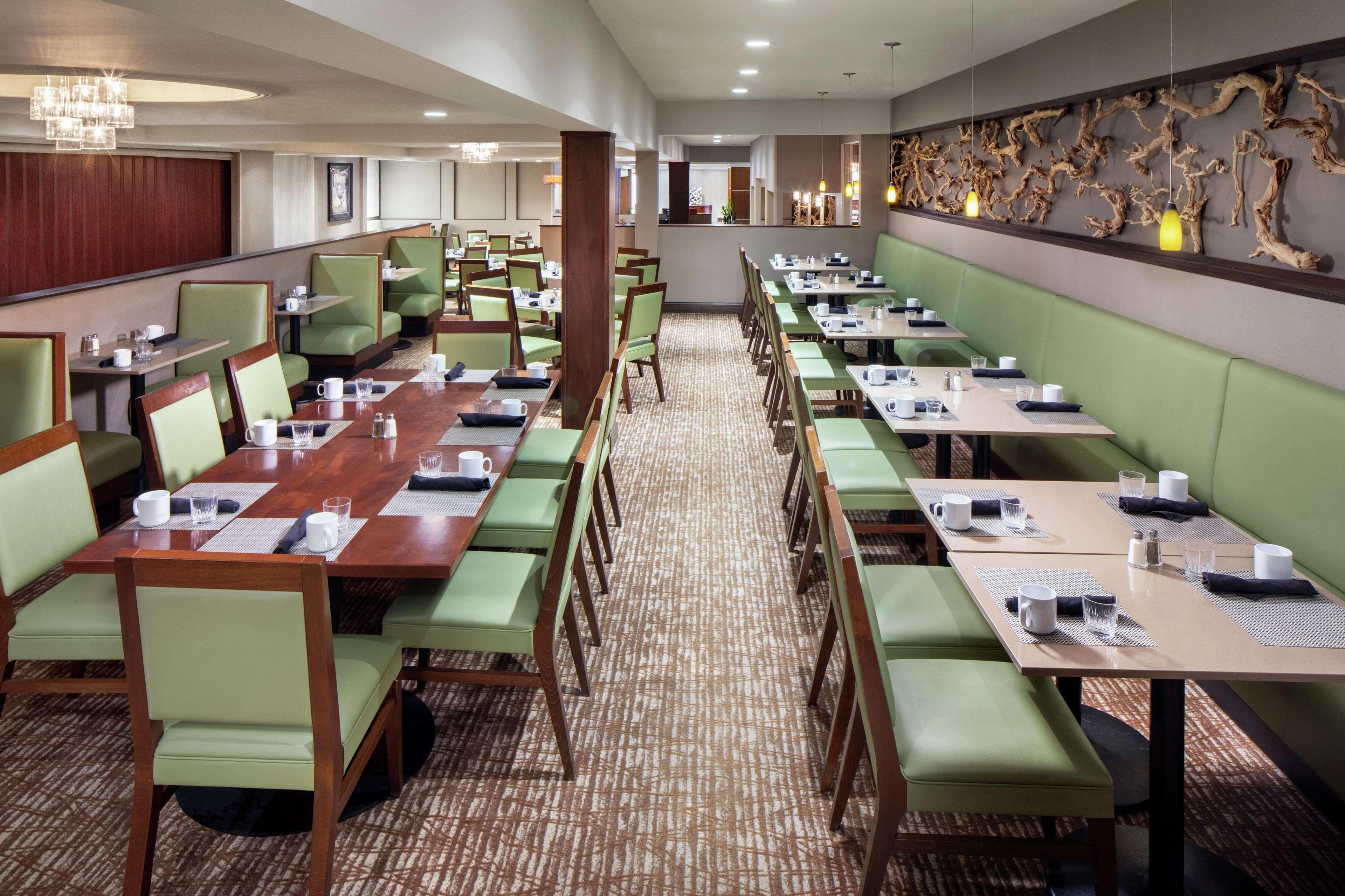 Doubletree By Hilton Cleveland East Beachwood Eksteriør billede
